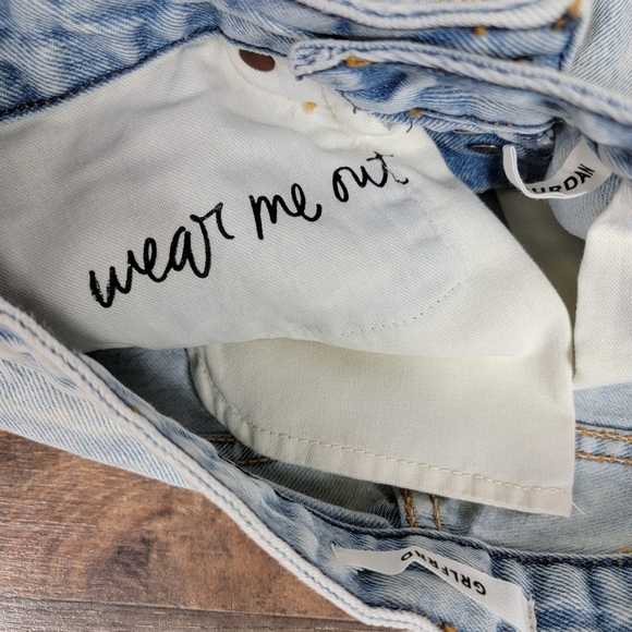 🆕️ GRLFRND Jourdan Distressed Button Fly Jean Shorts **FLAW** - Picture 9 of 10